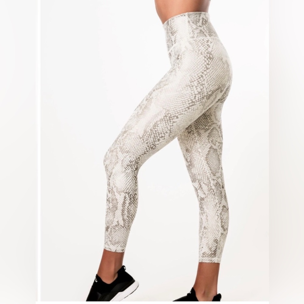 IVL Collective Hydrasculpt Metallic Snakeprint leggings size 2.